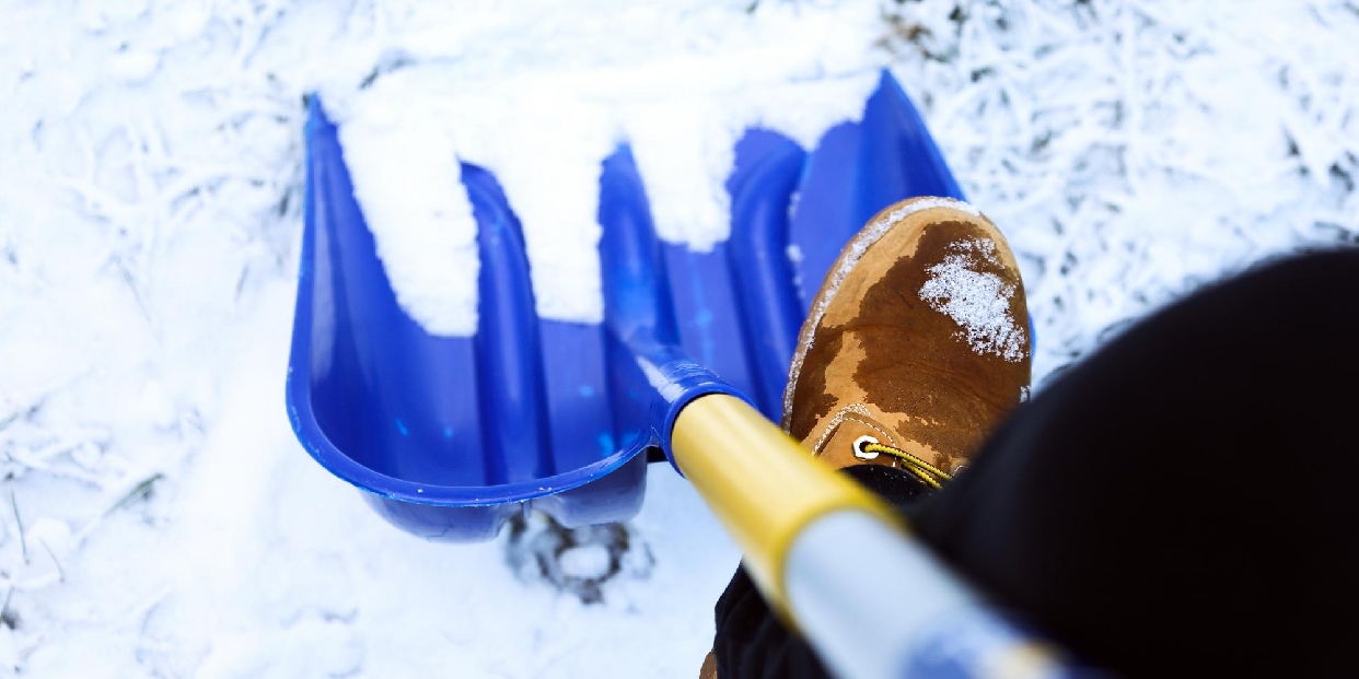 Hol, kinek a feladata a hóeltakarítás és a síkosságmentesítés?