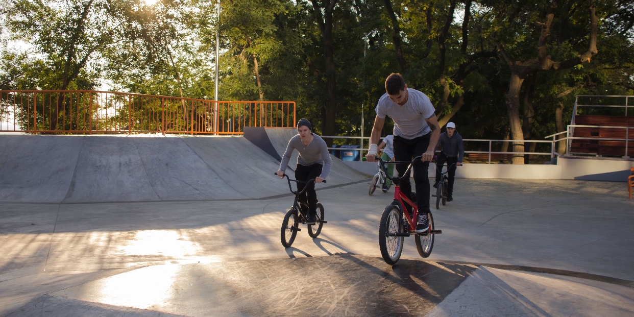 Pumpapálya pályázat, önkormányzati cégek fúziója, oktatókert - Polgármesteri tájékoztató